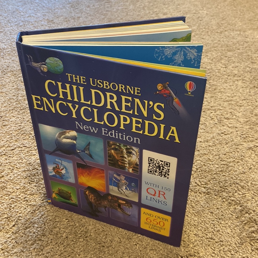 Childrens Encyclopedia 📚 - Picture 2 of 7